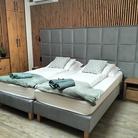 Nowoczesne Stare شقة